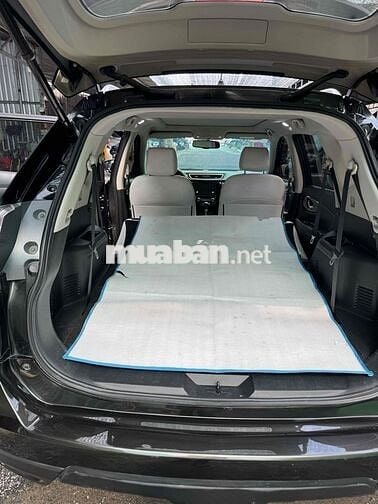 Nissan X trail 2017 2.5 SV 4WD - 100000 km