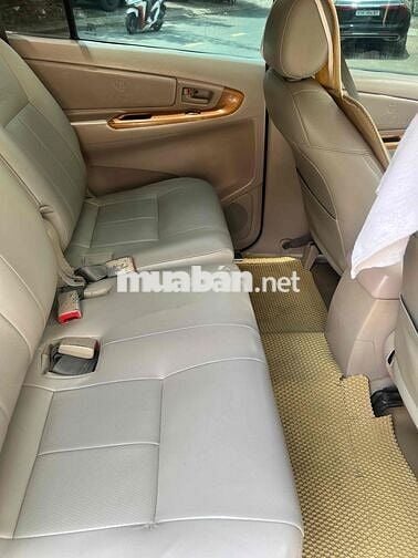 Toyota Innova 2007 J - 295000 km
