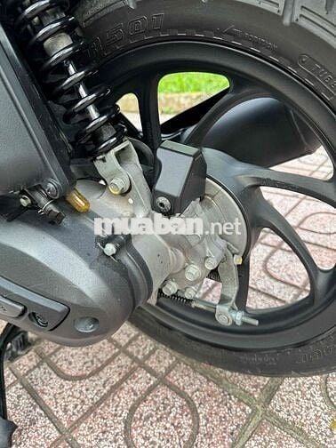 Honda Vision 12/2022 BSTP Chính Chủ Zin Keng