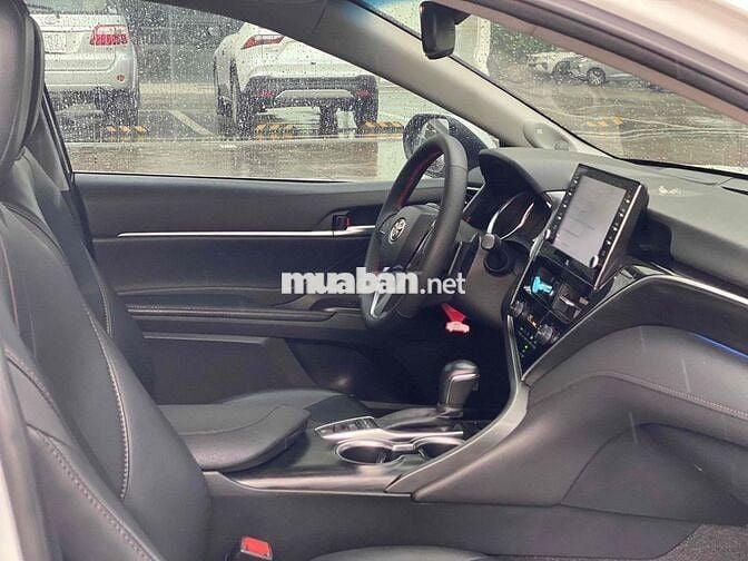 Toyota Camry 2022 2.5 Q - 59000 km