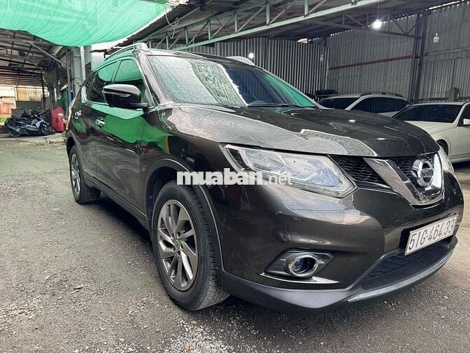 Nissan X trail 2017 2.5 SV 4WD - 100000 km