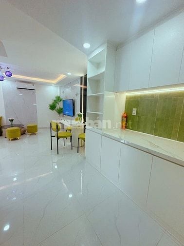 chính chủ hoa hồng 3% gửi ace sale, nhà đẹp 5 phòng ngủ trung tâm PN