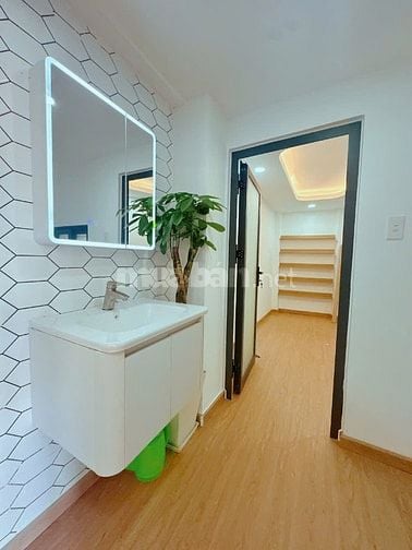 chính chủ hoa hồng 3% gửi ace sale, nhà đẹp 5 phòng ngủ trung tâm PN