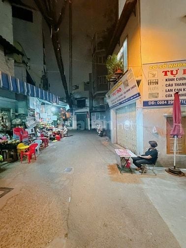 chính chủ hoa hồng 3% gửi ace sale, nhà đẹp 5 phòng ngủ trung tâm PN