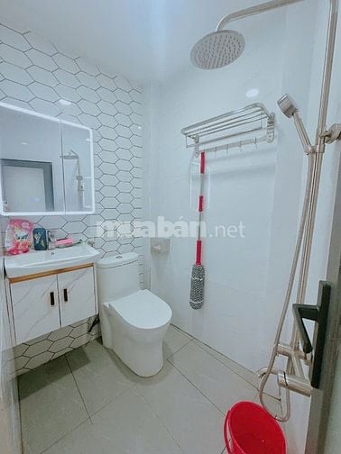 chính chủ hoa hồng 3% gửi ace sale, nhà đẹp 5 phòng ngủ trung tâm PN