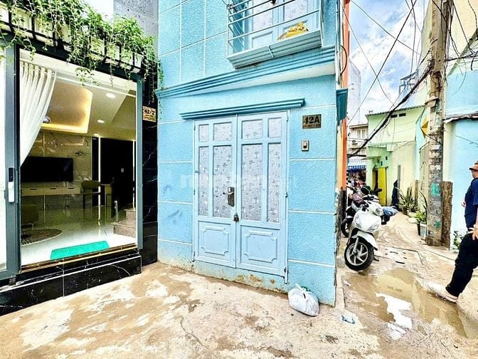 chính chủ hoa hồng 3% gửi ace sale, nhà đẹp 5 phòng ngủ trung tâm PN