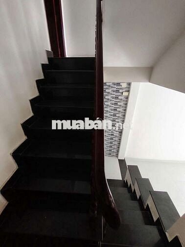 4 PHÒNG MẶT TIỀN ĐƯỜNG KHU BÌNH PHÚ