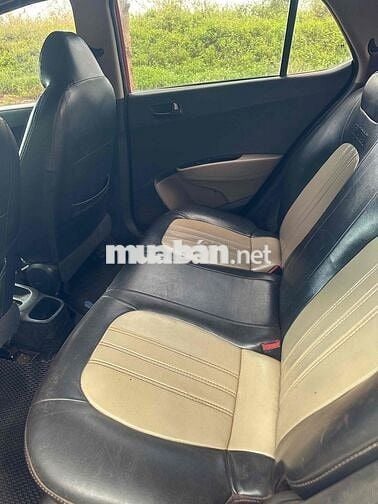 Cần Bán Hyundai Grand i10 2015