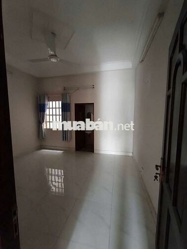 4 PHÒNG MẶT TIỀN ĐƯỜNG KHU BÌNH PHÚ