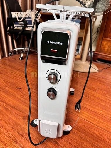 Sưởi dầu sunhouse model shd7084 13 lá mới 99,9%