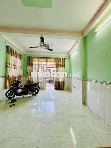 Nhà Rộng DT 5x21 Hẻm Xe Tải 1Trệt 1lầu 3Pn 2Wc Sân Thoáng Mát