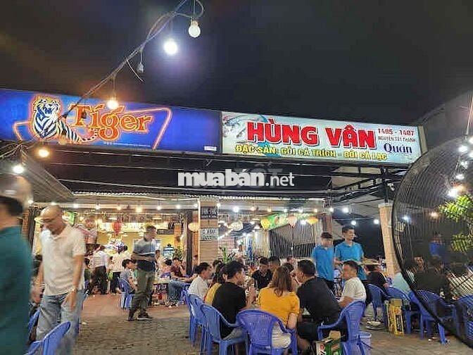 CHO THUÊ MẶT BẰNG NGUYỄN TẤT THÀNH , NGANG :10M VỊ TRÍ ĐẸP SẦM UẤT