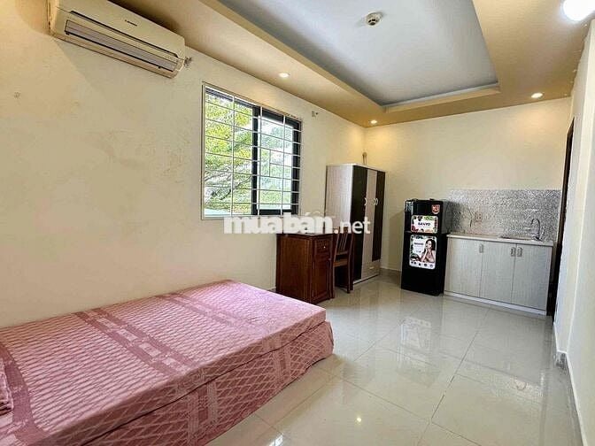 PHÒNG TRỌ CÓ CỬA SỔ - KDC TRUNG SƠN GẦN QUẬN 1,5,7,8 FULL NỘI THẤT