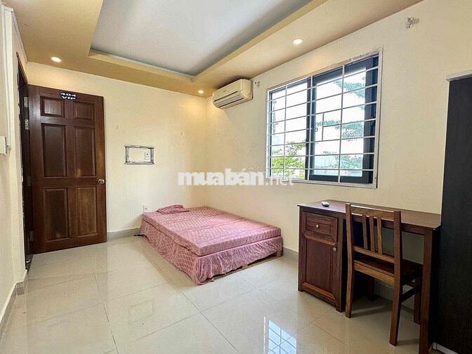 PHÒNG TRỌ CÓ CỬA SỔ - KDC TRUNG SƠN GẦN QUẬN 1,5,7,8 FULL NỘI THẤT