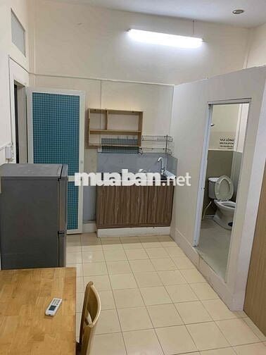 Phòng full nội thất gần kcx,Bùi văn ba