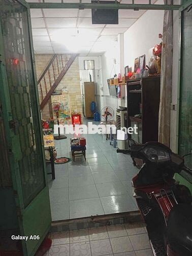 Cần bán nhà 1 sẹt ngay nhã tư bà điểm hóc môn