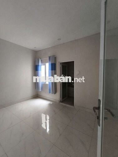 4 PHÒNG MẶT TIỀN ĐƯỜNG KHU BÌNH PHÚ