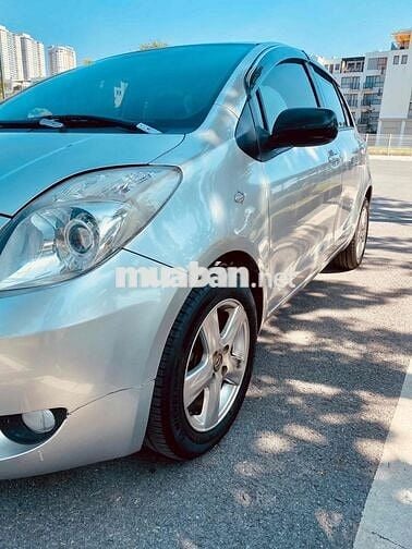 Toyota Yaris 2007 1.3 AT - 138000 km