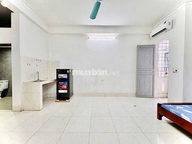 NGAY CUỐI ĐƯỜNG CHIẾN THẮNG - STUDIO SIÊU THOÁNG CÁCH HỒ VĂN QUÁN 1KM