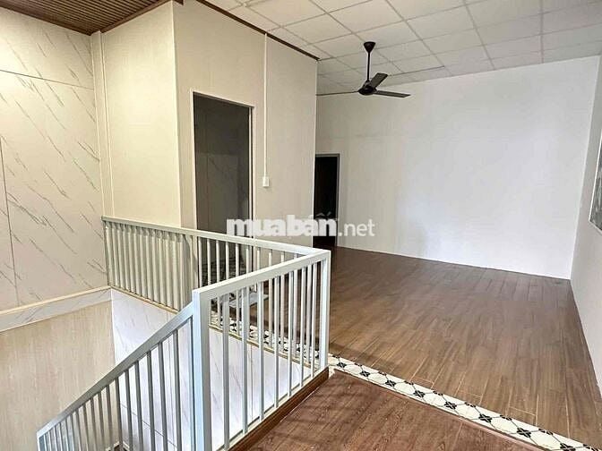 Mặt tiền Kinh Doanh Hiệp Thành , gần vòng xoay 5x22m. 1 trệt 1 Lầu