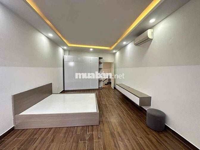 Cho Thuê Nhà  4Phòng Ngủ Ở & Mở Văn Phòng Mặt Tiền Nguyễn Đức Thuận