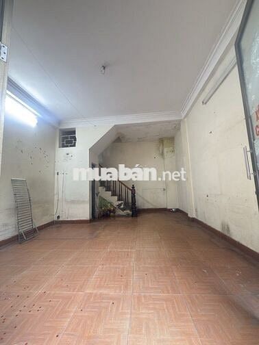 Nguyễn Khang - Ô Tô Vào Nhà - Kinh doanh - Sát Phố - 4 Tầng 9.6 Tỷ