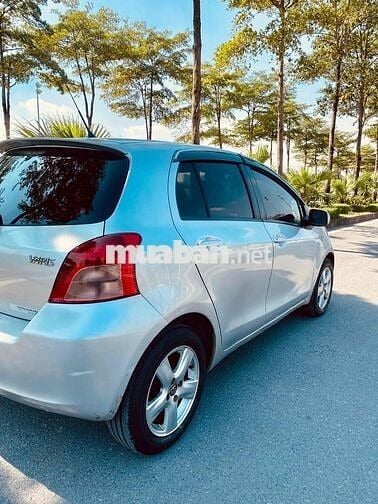 Toyota Yaris 2007 1.3 AT - 138000 km