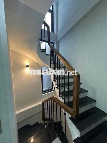 🎈CẦU GIẤY - THANG MÁY - Ô TÔ GẦN - 38M NHỈNH 9 TỶ HIẾM CẦU GIẤY