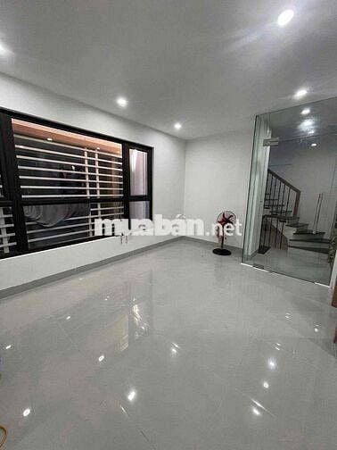 🎈CẦU GIẤY - THANG MÁY - Ô TÔ GẦN - 38M NHỈNH 9 TỶ HIẾM CẦU GIẤY