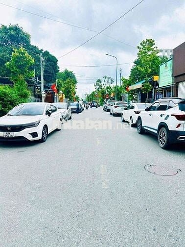 Mặt tiền Kinh Doanh Hiệp Thành , gần vòng xoay 5x22m. 1 trệt 1 Lầu