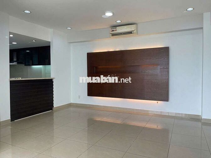 Cho thuê CH Grand View, view sông, nhà mới sơn sửa, 3PN, PMH Q7