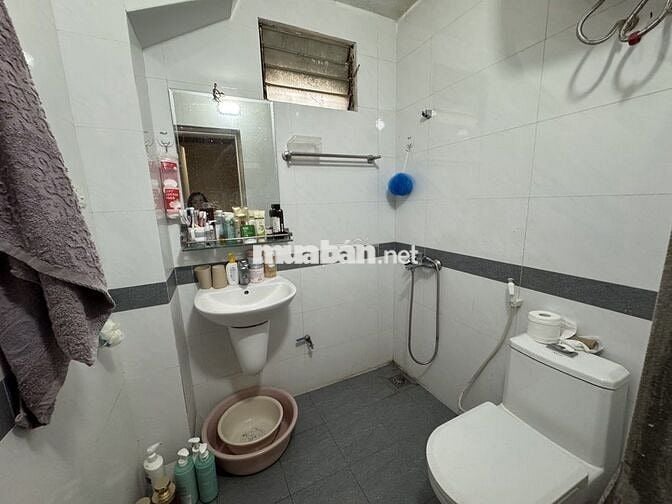 🏦#GLDC TRUNG TÂM #ĐỐNG #ĐA -#KIM #LIÊN TẬP THỂ TẦNG 2-Ô TÔ TRÁNH ĐỂ C