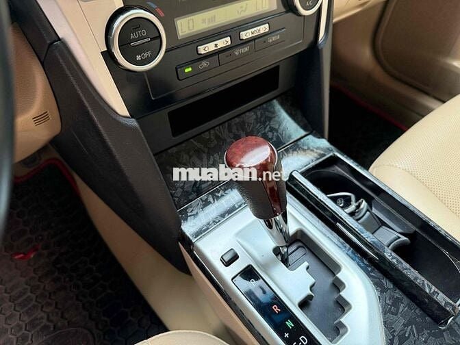 Toyota Camry 2013 2.0E - 42000 km chuẩn chỉ zin