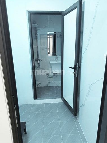 Bán nhà mới tinh Lương Yên , HBT: 18m2, 4 tầng, full nội thất, 2,6 tỷ