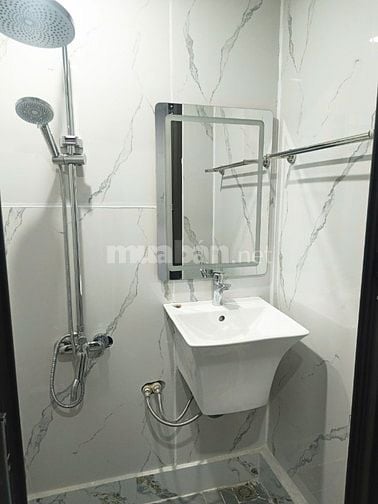 Bán nhà mới tinh Lương Yên , HBT: 18m2, 4 tầng, full nội thất, 2,6 tỷ