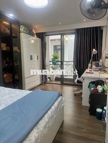 Bán gấp Mặt Tiền Nhật Tảo Quận 10, ngang 3x13m 5 Lầu