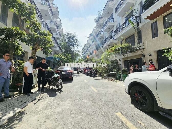 Nhà phố đồng bộ đường 11m DC văn minh