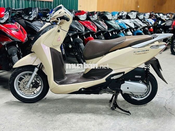 XE MÁYTHANH TÙNG_LEAD 125 ĐÈN LED BIỂN 29 BAO ZIN