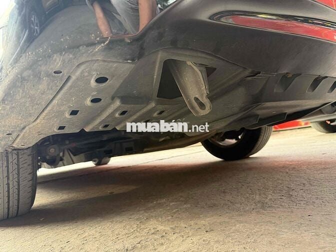 Toyota Camry 2013 2.0E - 42000 km chuẩn chỉ zin