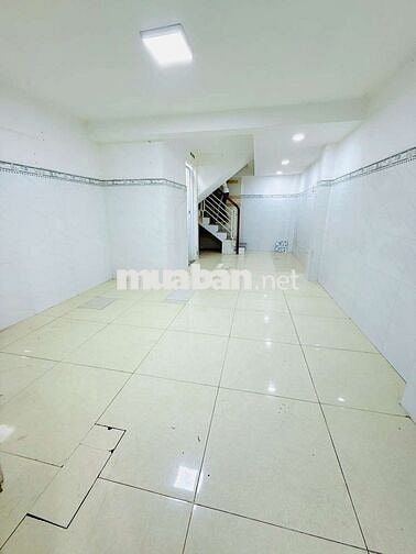 Bán nhà hẻm 125 thoáng mát yên tĩnh Nguyễn Thị Tần P2 Q8