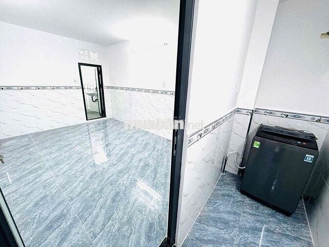 Sang CHDV 7PN-7WC Nơ Trang Long