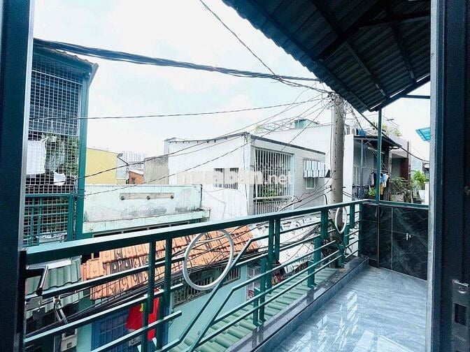 Sang CHDV 7PN-7WC Nơ Trang Long