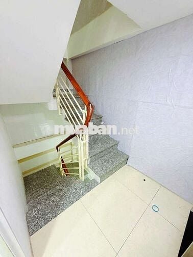 Bán nhà hẻm 125 thoáng mát yên tĩnh Nguyễn Thị Tần P2 Q8