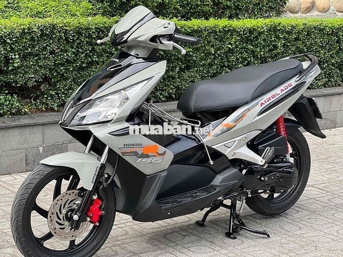 Honda AB Fi 2010 UP Thái BSTP Xe Đẹp Máy Zin Êm