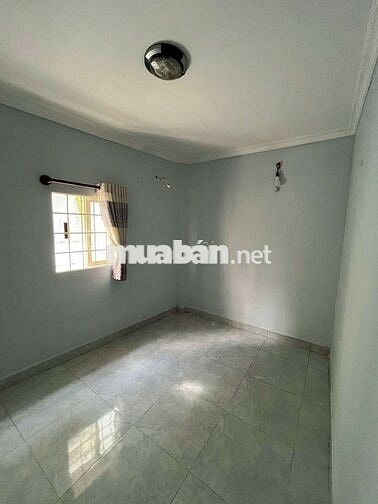 Cho thuê nhà nguyên căn Quang Trung 3PN, an ninh, gần chợ, trường học