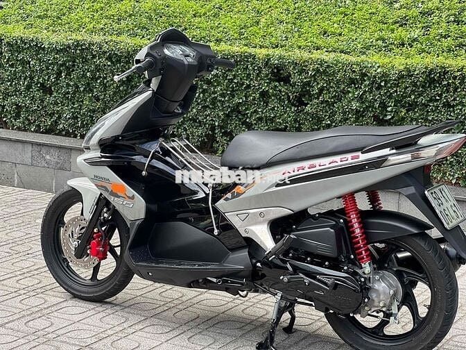 Honda AB Fi 2010 UP Thái BSTP Xe Đẹp Máy Zin Êm