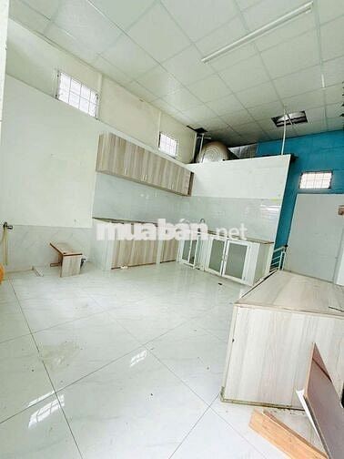 Bán nhà hẻm 125 thoáng mát yên tĩnh Nguyễn Thị Tần P2 Q8