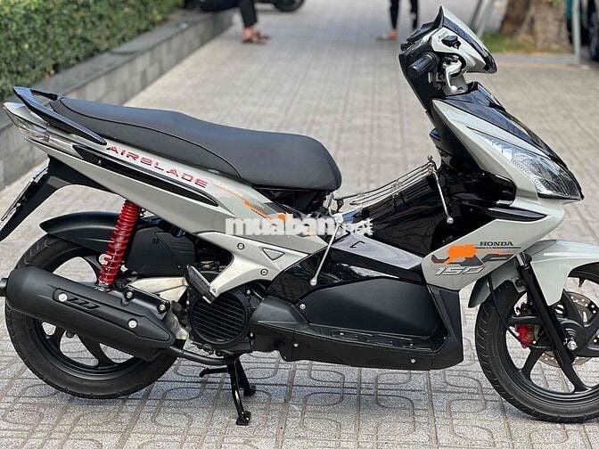 Honda AB Fi 2010 UP Thái BSTP Xe Đẹp Máy Zin Êm