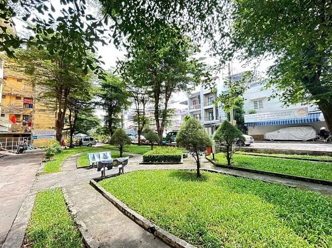  CC Bùi Minh Trực P6 Q8 45,3m2 SHR Căn góc 1PN lầu 1 . HHMG: 25tr