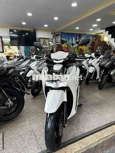 SH 150i ABS 2020 Trắng Đen BSTP Chính Chủ
